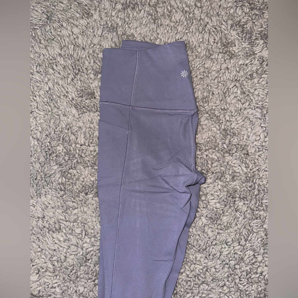 Athleta Salutation Stash Pocket 7/8 Leggings